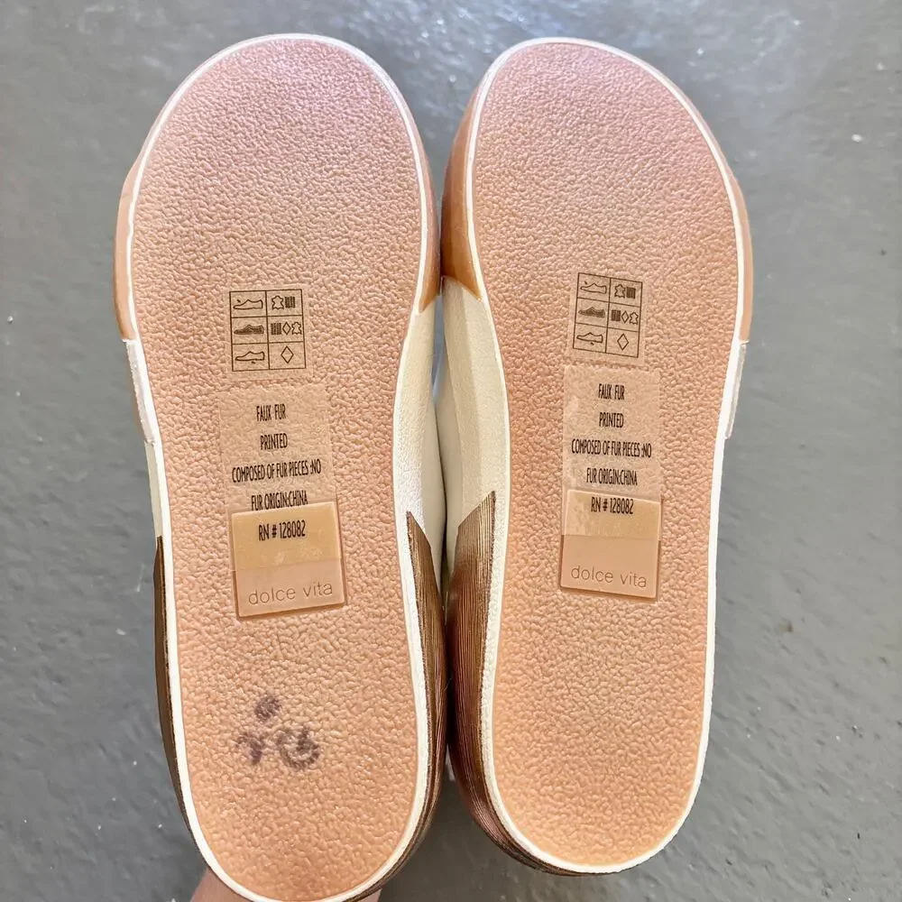 Dolce Vita Zina Plush Fashion Sneaker Women's 8